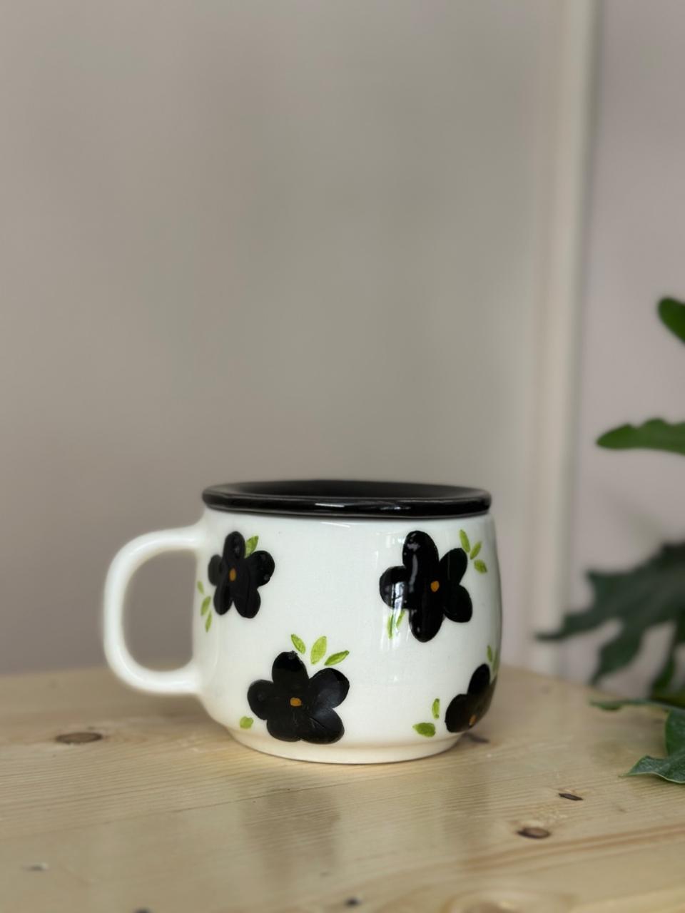 ماگ سرامیکی باکارا درب‌دار